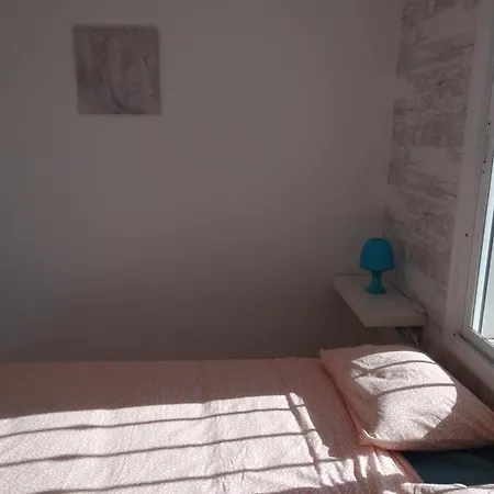 Logis Riviera Del Sol Apartment *